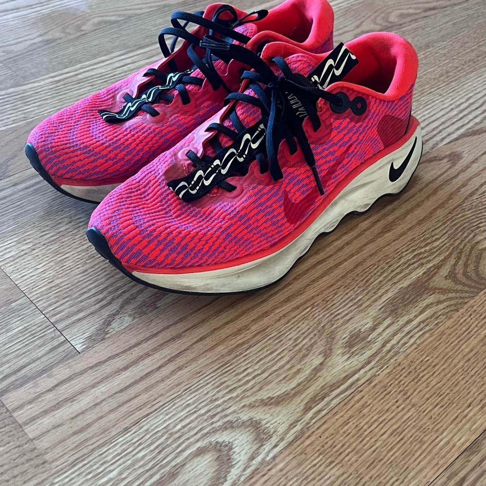 Nike Pink and Black Women's Running Sneakers